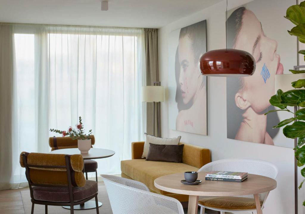 Suite Beyond ME+ de 2 dormitorios con jacuzzi
